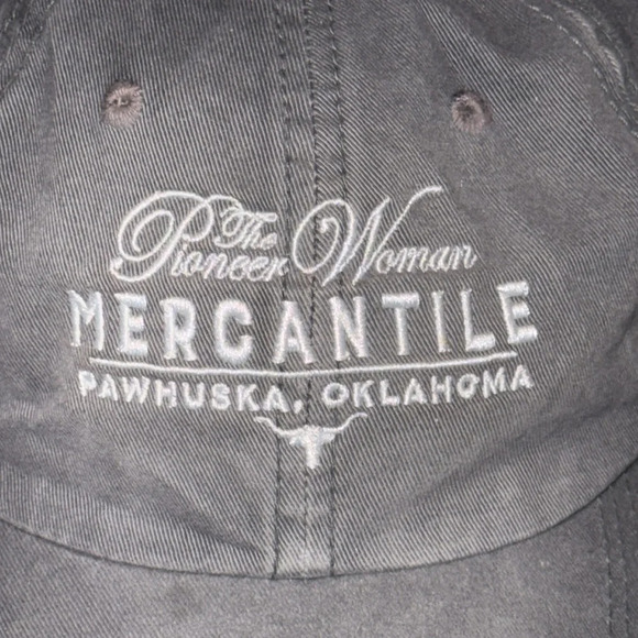 The Pioneer Woman Mercantile Pawhuska, OK Gray Cap/Hat - Picture 2 of 10